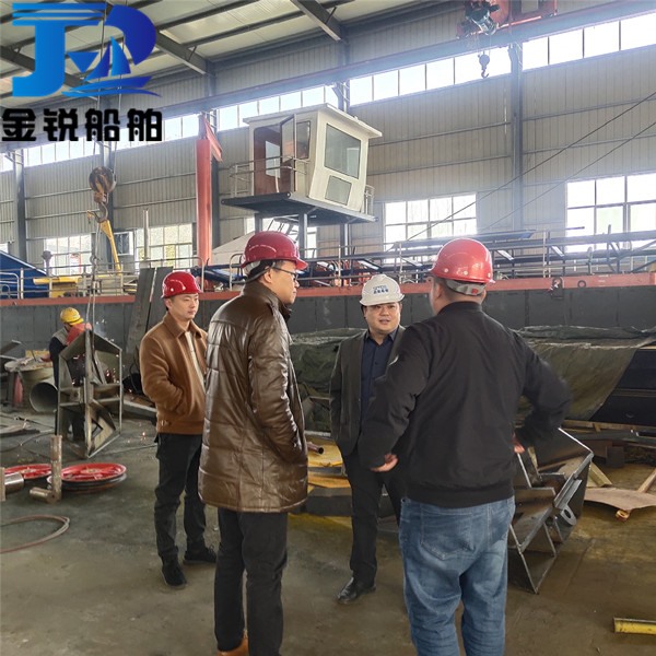 慶陽水務局來訪考察采購絞吸船合作成功